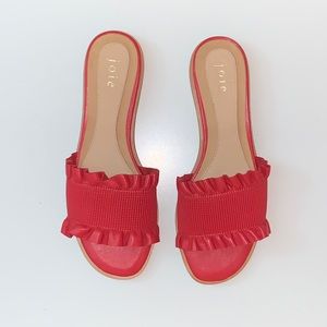 Joie PLEATED RUFFLE SLIDES